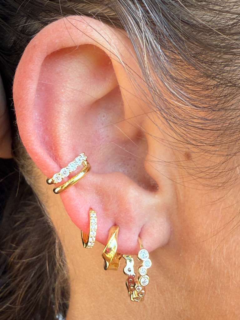 Lucy Earcuff